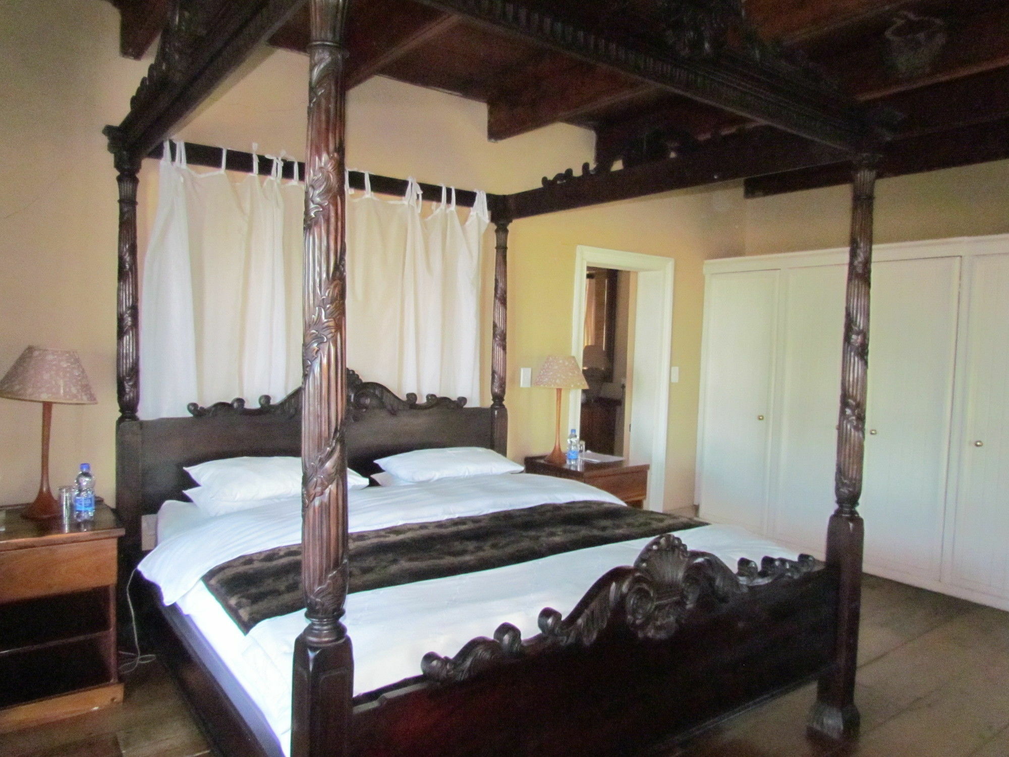 Plettenberg Bay Game Reserve: The Baroness Safari Lodge Екстер'єр фото